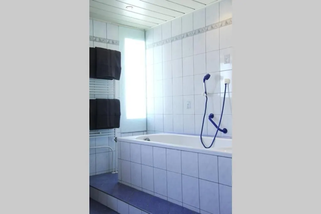 Schoene Helle Ferienwohnung In Waldnaehe Berching Apartment